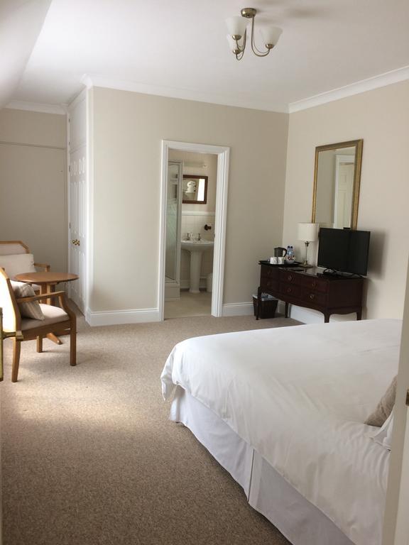 Bed and Breakfast Little Manor à Cheltenham Extérieur photo