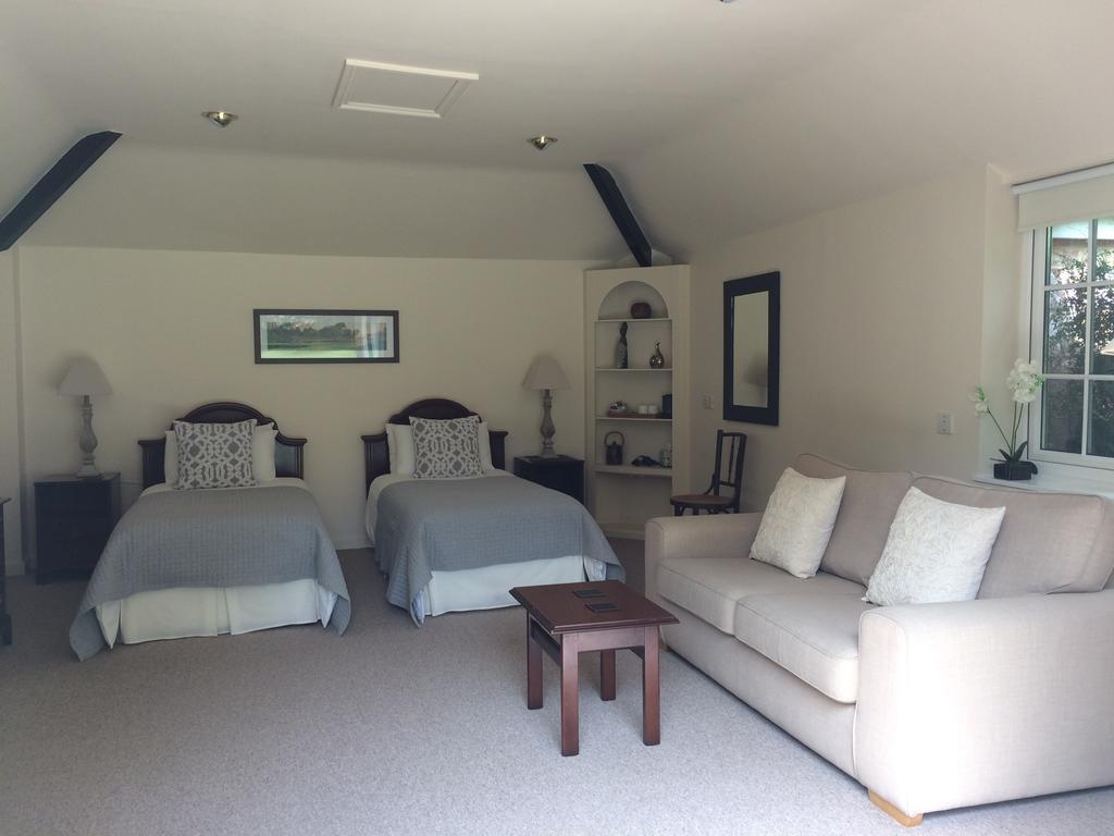Bed and Breakfast Little Manor à Cheltenham Extérieur photo