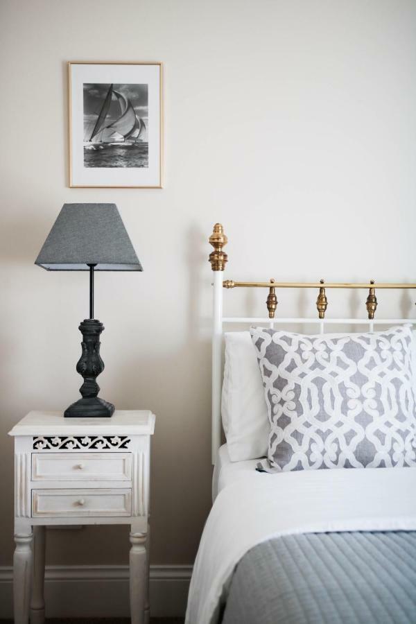 Bed and Breakfast Little Manor à Cheltenham Extérieur photo