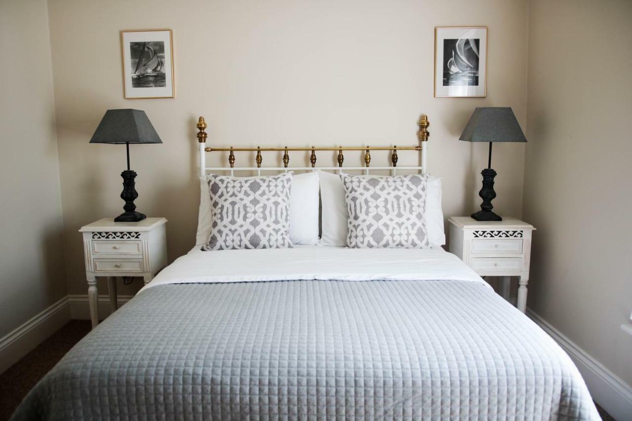Bed and Breakfast Little Manor à Cheltenham Extérieur photo